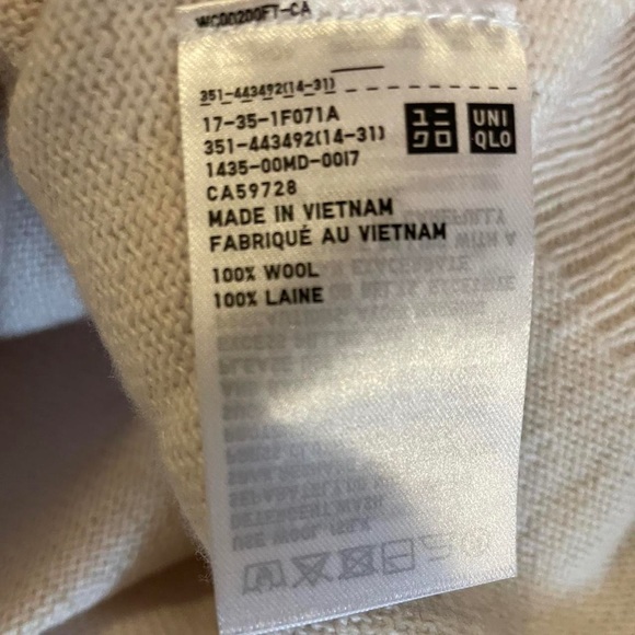 Uniqlo Merino Wool Crew Neck Sweater, Mens Small - Picture 4 of 4